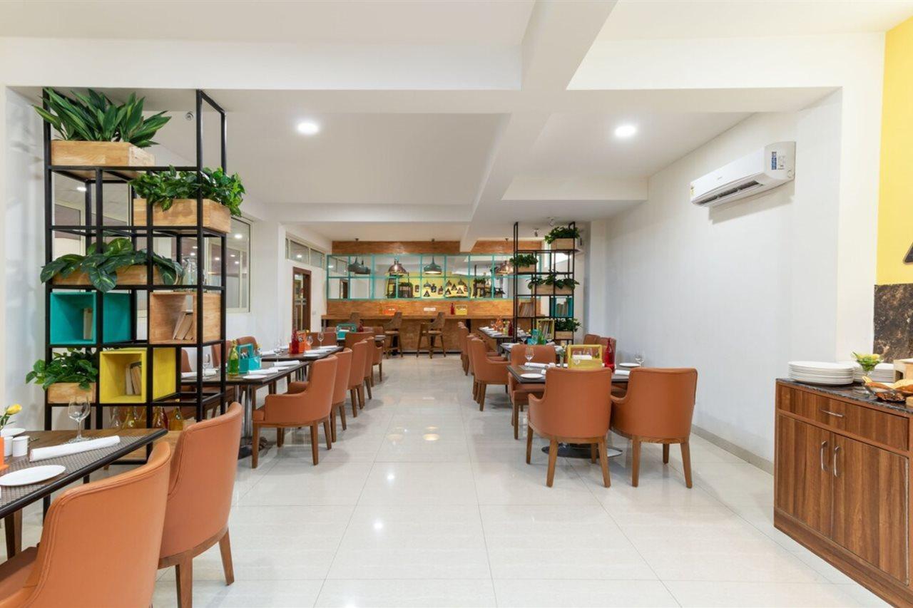 Inde Hotel Cyber City Γκουργκάον Εξωτερικό φωτογραφία